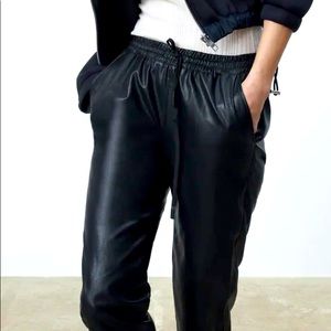 🔥NWT Zara Faux Leather Joggers - MED